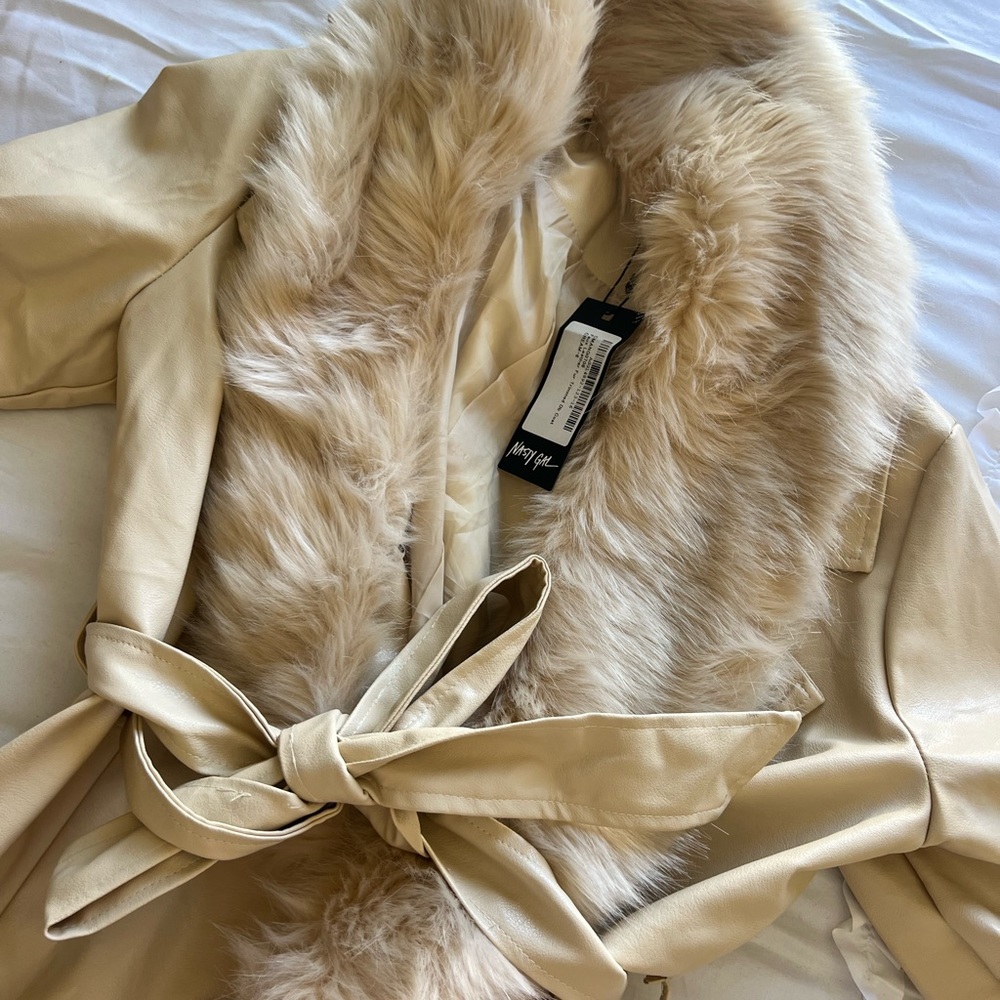 🍂 Faux Leather Fur Trimmed Db Coat